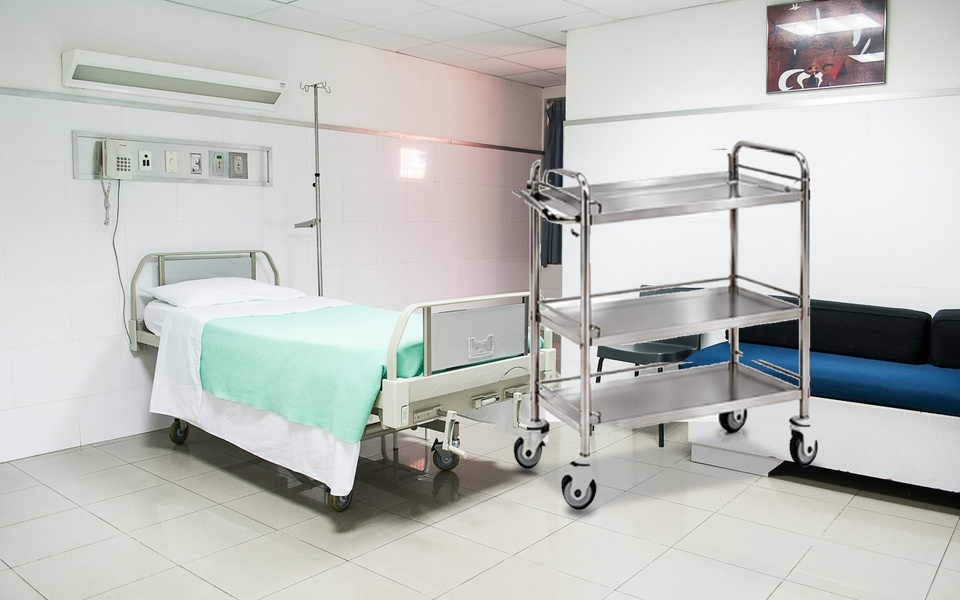 Medicine Trolley in Clinics and Treatment Areas